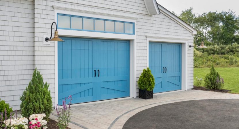 garage doors manufacturers canada